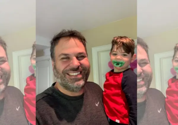 Pai ajuda a encontrar a cura para doença rara que afeta o filho