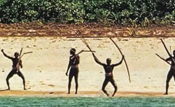 Americano é preso após entrar em ilha com 'tribo mais isolada do mundo' e oferecer refrigerante