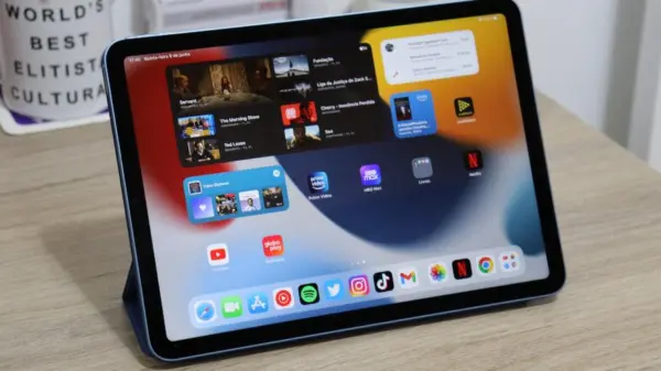 Professora inglesa é presa após confiscar os iPads das filhas