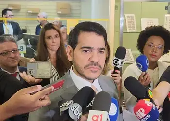 Messias pediu, ainda, tranquilidade aos beneficiários e reforçou os canais de atendimento: o aplicativo e site Meu INSS, o telefone 135 e, agora, os guichês dos Correios - (crédito: Eduarda Esposito/CB/DA.Press)