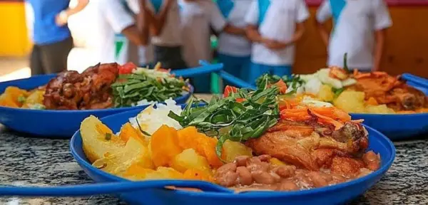 Projeto vai levar comida saudável da agricultura familiar às escolas do Acre