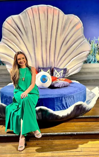 Em coquetel que acontece nesta quinta, 29, a empresária Carina Soares recebe clientes e amigos para inauguração da loja Live