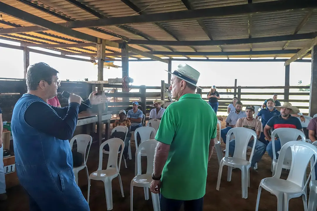 Prefeitura de Rio Branco e UFAC oferecem curso de inseminação artificial em gado leiteiro 2 Prefeitura de Rio Branco e UFAC oferecem curso de inseminação artificial em gado leiteiro