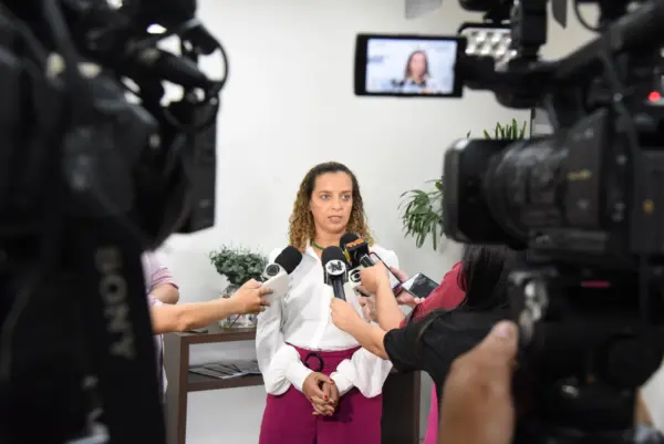 Juíza do Acre esclarece dúvidas sobre entrega voluntária de bebês para adoção