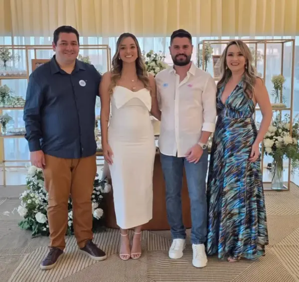 Em coquetel que acontece nesta quinta, 29, a empresária Carina Soares recebe clientes e amigos para inauguração da loja Live