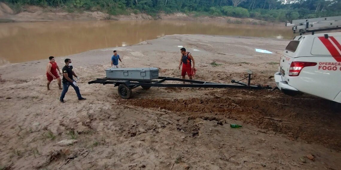 Corpo em decomposição é encontrado boiando no Rio Acre