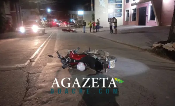 Acidente com duas motocicletas e uma caminhonete deixa homem com fratura em Rio Branco