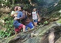 Pai e filho são resgatados após cinco dias perdidos na mata no Acre
