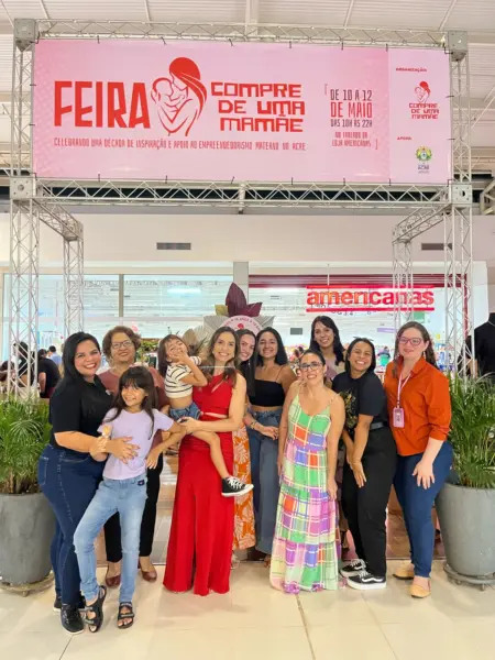 Rede ‘Compre de uma Mamãe’ completa 11 anos e realiza exposição especial no Via Verde Shopping em homenagem ao Dia das Mães 2 Rede ‘Compre de uma Mamãe’ completa 11 anos e realiza exposição especial no Via Verde Shopping em homenagem ao Dia das Mães