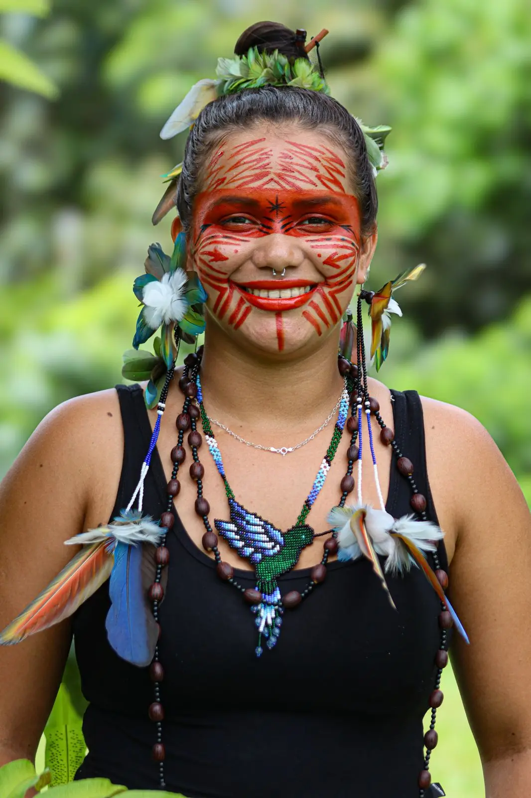 Com moda ancestral, indígenas potencializam bioeconomia ao mesmo tempo que fortalecem identidade cultural no Acre 7 Com moda ancestral, indígenas potencializam bioeconomia ao mesmo tempo que fortalecem identidade cultural no Acre