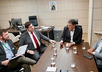 Governo do Acre conseguiu liberação de R$ 22 milhões para a compra de máquinas e equipamentos agrícolas. Garantia foi dada pelo Ministério da Agricultura e Pecuária, em Brasília (DF). Foto: Wesley Moraes/Repac