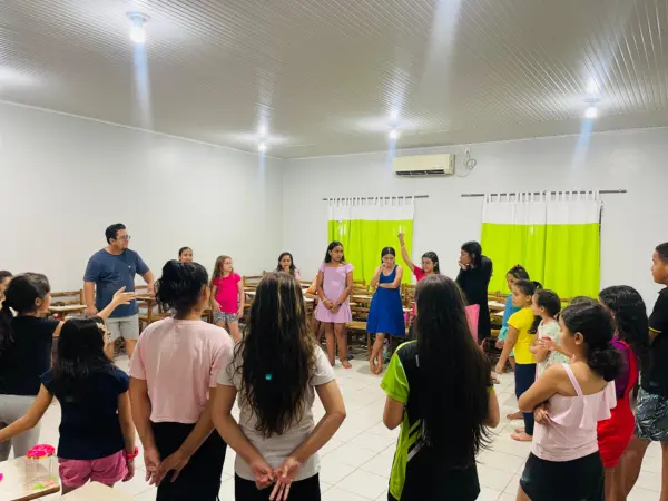 Oficina gratuita de iniciação ao teatro abre vagas para crianças e jovens no interior do Acre 4 Oficina gratuita de iniciação ao teatro abre vagas para crianças e jovens no interior do Acre