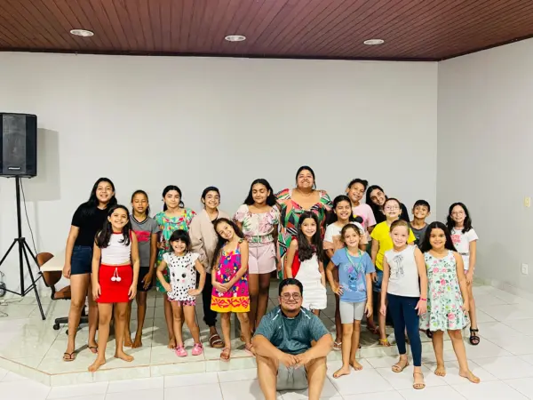 Oficina gratuita de iniciação ao teatro abre vagas para crianças e jovens no interior do Acre 1 Oficina gratuita de iniciação ao teatro abre vagas para crianças e jovens no interior do Acre