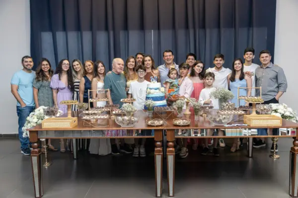 Deputado federal Roberto Duarte recebeu turma de amigos e familiares para comemorar seus 50 anos, no último dia 10