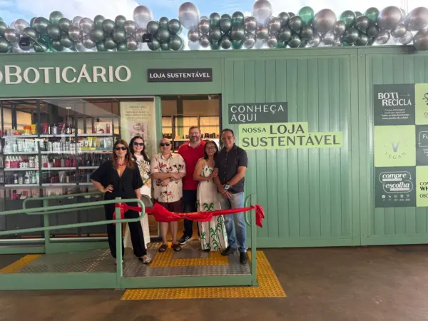 Deputado federal Roberto Duarte recebeu turma de amigos e familiares para comemorar seus 50 anos, no último dia 10