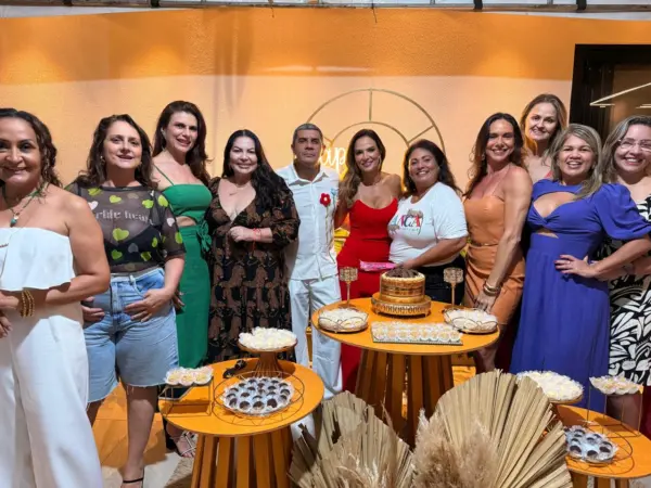 Deputado federal Roberto Duarte recebeu turma de amigos e familiares para comemorar seus 50 anos, no último dia 10