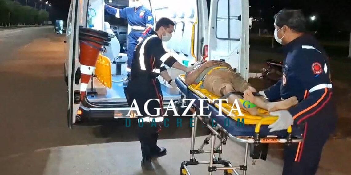 Caminhonete escorrega de macaco hidráulico e atinge peito de mecânico em Rio Branco