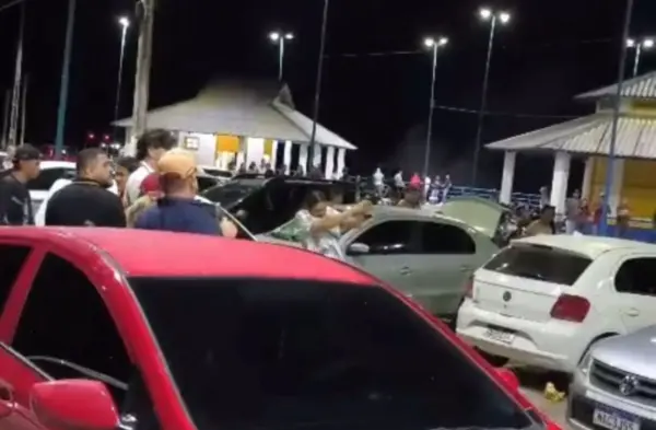 VÍDEO: Policial penal saca arma e atira para cima durante confusão no Acre; polícia investiga caso