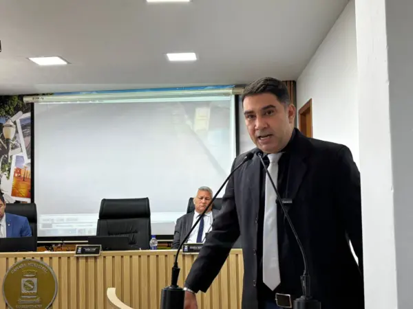 Samir Bestene pede transporte público gratuito em Rio Branco durante a 2ª prova do Enem