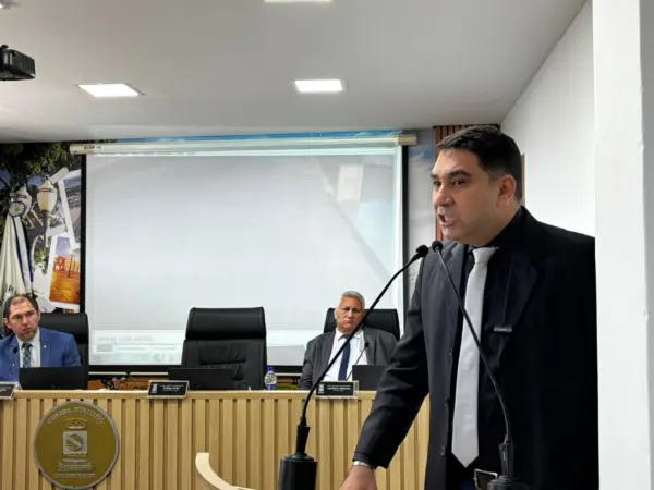 Samir Bestene critica Marina Silva, alvo de ataques no Senado: 'discurso hipócrita'