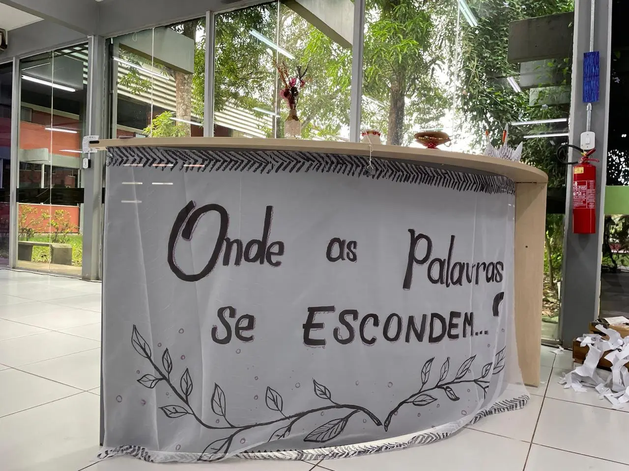 Exposição na Biblioteca da Ufac une arte e saúde mental em experiência poética e sensível 2 Exposição na Biblioteca da Ufac une arte e saúde mental em experiência poética e sensível