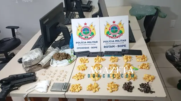 Monitorado por tornozeleira eletrônica é preso por tráfico de drogas com simulacros de arma em Rio Branco