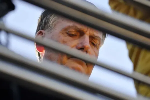 "Se eu for condenado, acabou, pela minha idade acabou", diz Bolsonaro