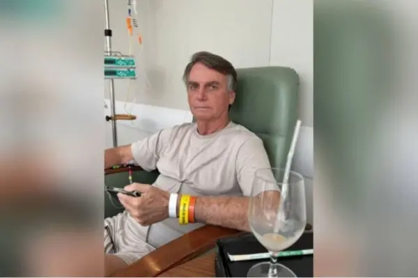 Ex-presidente Jair Bolsonaro diz que terá alta de hospital neste domingo