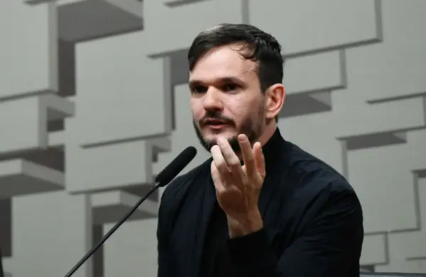 Quem tem voz na internet tem que falar contra, diz padre em CPI das Bets