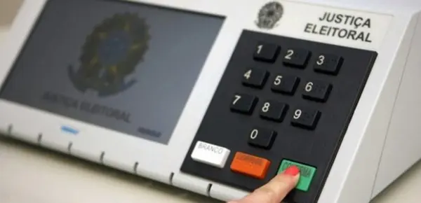 A poucas horas do fim do prazo, Acre ainda tem 22,6 mil eleitores com pendências para regularizar título