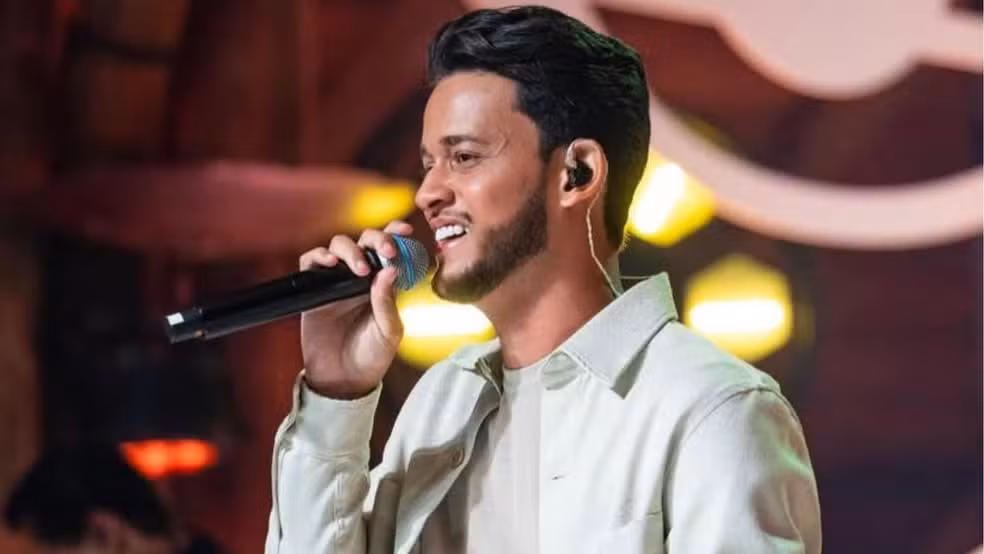 Cantor sertanejo sofre traumatismo craniano durante acidente em rodovia 2 Cantor sertanejo sofre traumatismo craniano durante acidente em rodovia