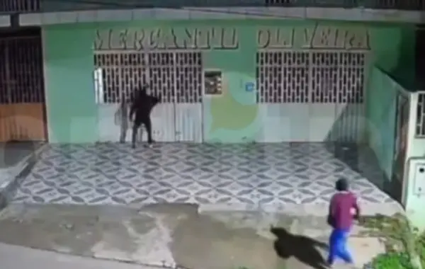 Criminosos arrombam mercado e furtam objetos