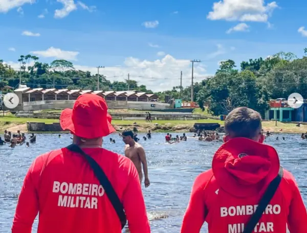 Bombeiros resgatam mulher arrastada pela correnteza no Igarapé Preto, em Cruzeiro do Sul