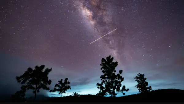 Chuva de meteoros Eta Aquáridas tem pico na madrugada desta terça (6)