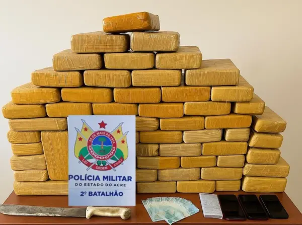 Quase 80 quilos de droga são apreendidos em residência em Rio Branco