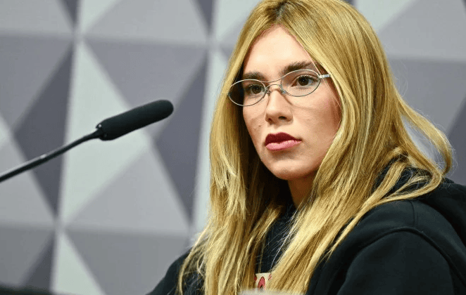 A proposta proíbe o uso de atletas, artistas, comunicadores, influenciadores e autoridades em anúncios, numa tentativa de conter os efeitos sociais negativos das apostas - (crédito: Andressa Anholete/Agência Senad)
