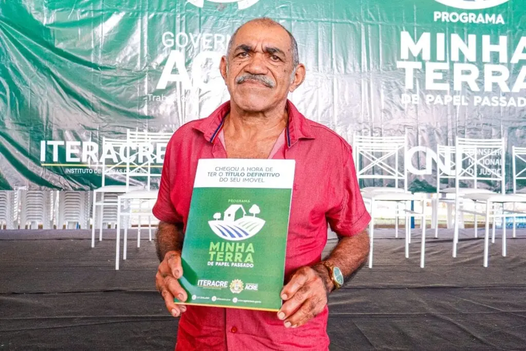 Governo do Estado entrega 656 títulos definitivos de terra em Cruzeiro do Sul 4 Governo do Estado entrega 656 títulos definitivos de terra em Cruzeiro do Sul