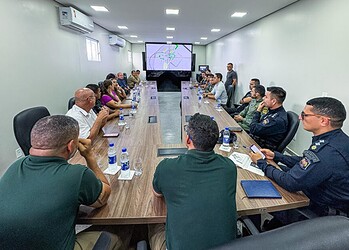 Em reunião, governo apresenta plano de segurança para a exposição. Foto: Diego Silva/Secom