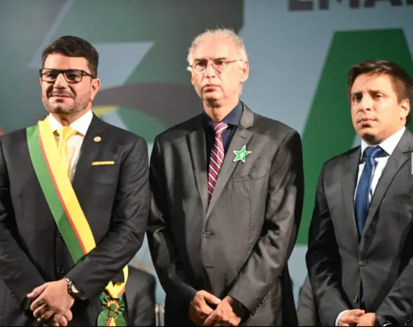 Durante a comemoração pelos 63 anos de emancipação do Acre o governador Gladson Cameli entregou honrarias do Estado a nomes que têm história e serviço prestado ao nosso povo