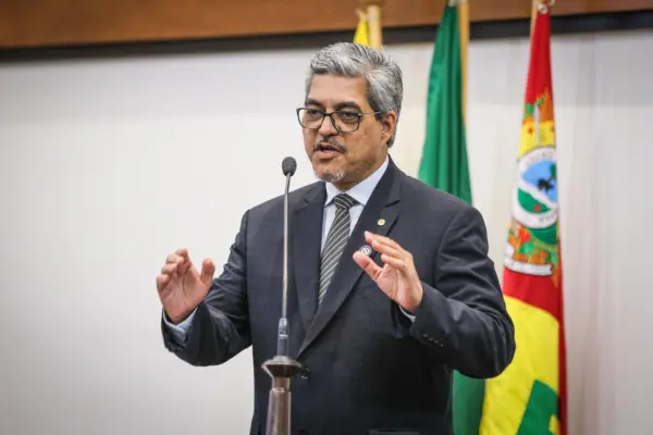 Deputado alerta que decisão do governo de SP ameaça áreas de livre comércio no Acre