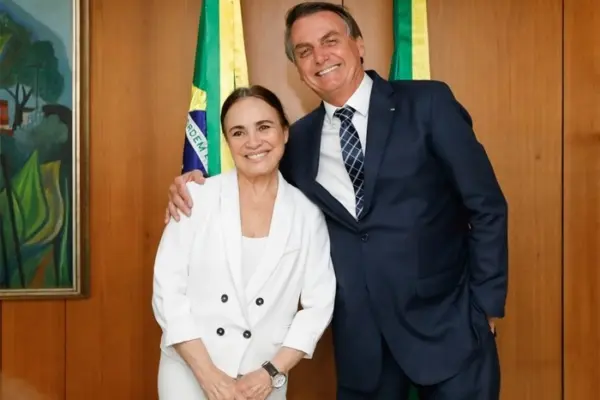 Regina Duarte diz que assumiu cargo no governo “sem o menor preparo”