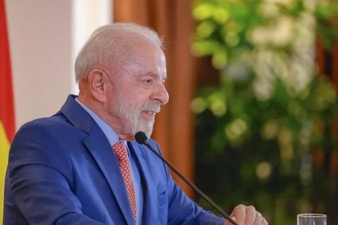 A medida consolida 38 acordos firmados ao longo deste ano com carreiras civis do Executivo federal e estabelece novas estruturas salariais para os próximos dois anos, abrangendo todos os servidores públicos federais - (crédito: Ricardo Stuckert / PR)