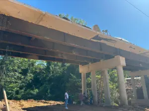 Nova ponte sobre o Igarapé Redenção deve ser entregue em 60 dias, afirma Bocalom. VÍDEO 2 Nova ponte sobre o Igarapé Redenção deve ser entregue em 60 dias, afirma Bocalom. VÍDEO