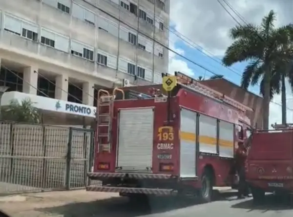 URGENTE: Curto-circuito em ar-condicionado mobiliza Corpo de Bombeiros no PS de Rio Branco
