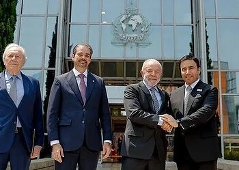 Presidente da República, Luiz Inácio Lula da Silva, durante sessão solene por ocasião da assinatura de Declaração de Intenções entre o Brasil e a Interpol. Sede da Interpol, Lyon - França.  • Ricardo/Stuckert