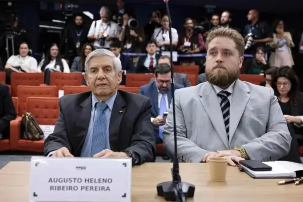 Moraes ironiza advogado de Augusto Heleno: "Faço votos que tenha jantado tranquilamente"