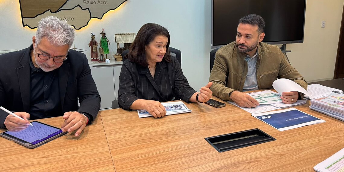 TCE e Educação firmam acordo para resolver problemas urgentes em escolas do Acre 1 Foto: Assessoria