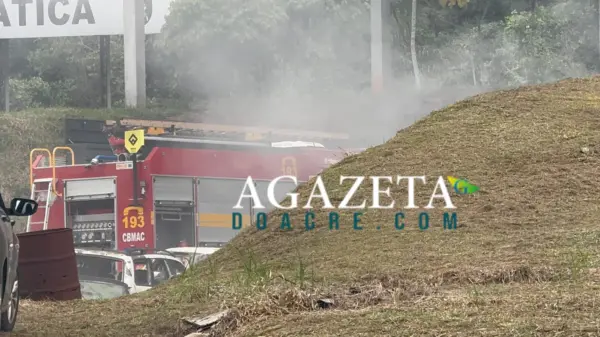 Incêndio atinge estande de tiro do BOPE em Rio Branco e queima cerca de 50 pneus