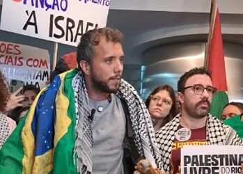 O ativista brasiliense Thiago Ávila retornou ao Brasil após ser preso em Israel. Ele participava de uma missão humanitária para Gaza quando foi interceptado na embarcação Madleen da Flotilha da Liberdade - (crédito: Reprodução Instagram @thiagoavila)