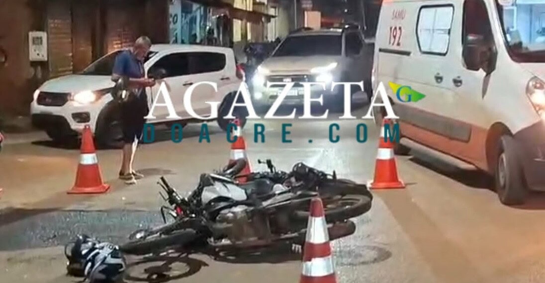 Colisão entre motos deixa jovem com traumatismo craniano e outro com ferimentos leves em Rio Branco